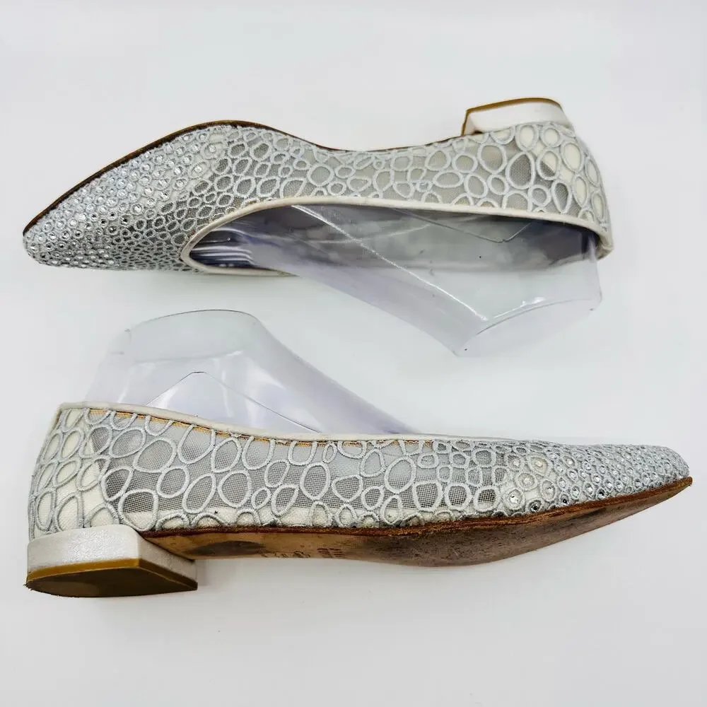 Stuart Weitzman Flats With Sparkling Diamond Jewels Womens 8M Silver Pointed Toe